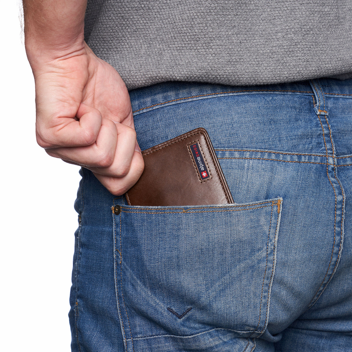 Alpine Swiss Connor Executive Bifold Wallet – Glossy Nappa Brown