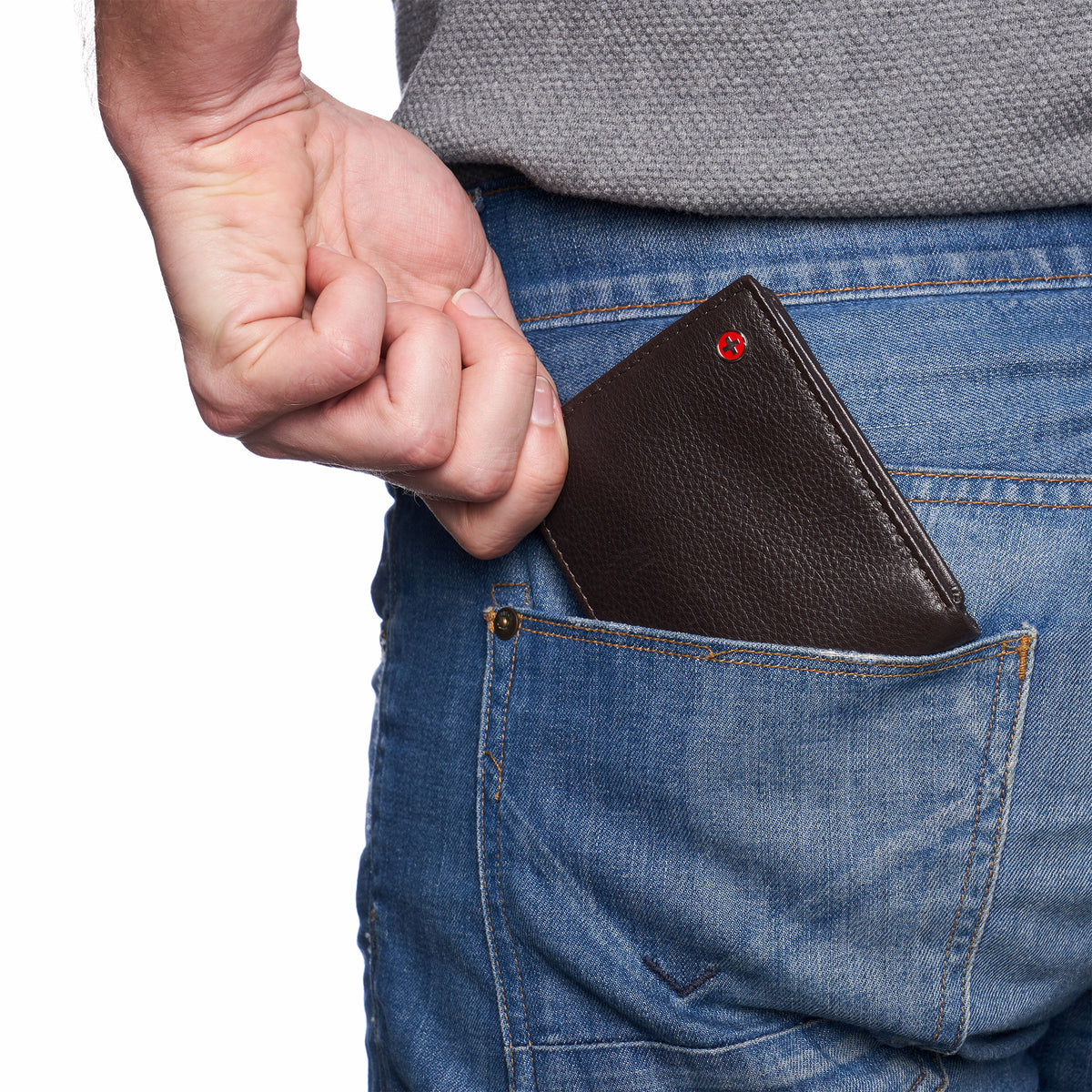 Alpine Swiss Mens Wallet for Men RFID Protected Leather Mens Wallet Spencer Bifold – Brown