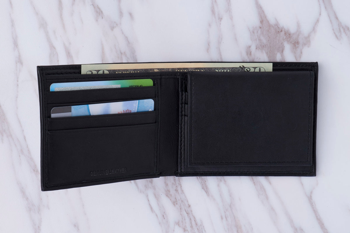 Passcase Bifold detail