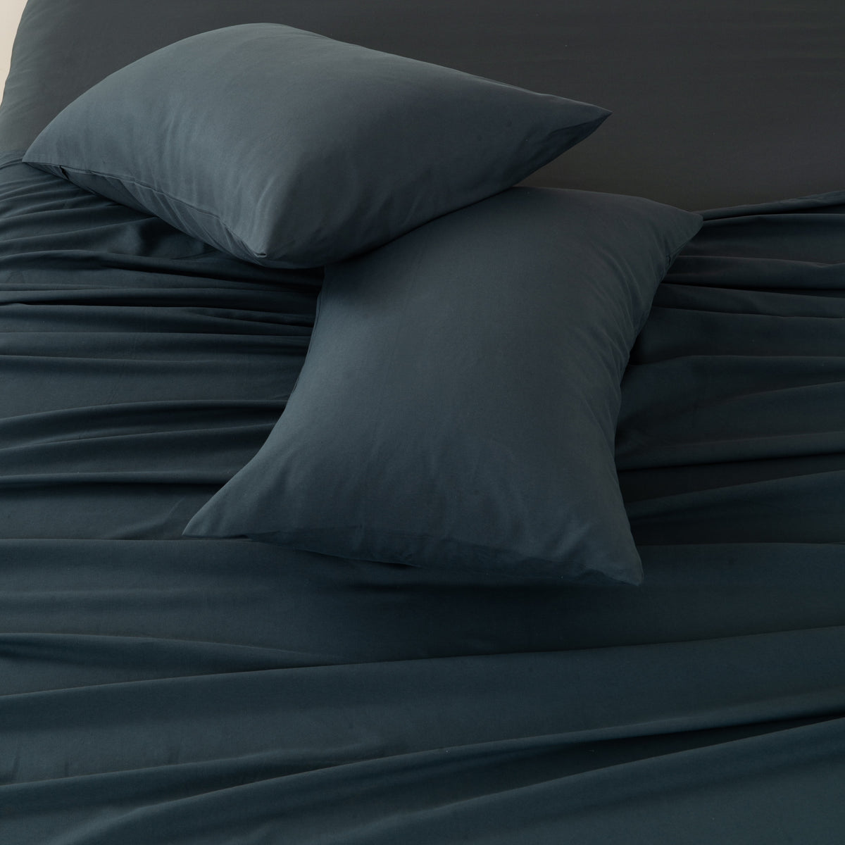 Alpine Swiss 4 Piece Bed Sheet Set Queen King Soft Comfort Hotel Luxury Bedding – Gray