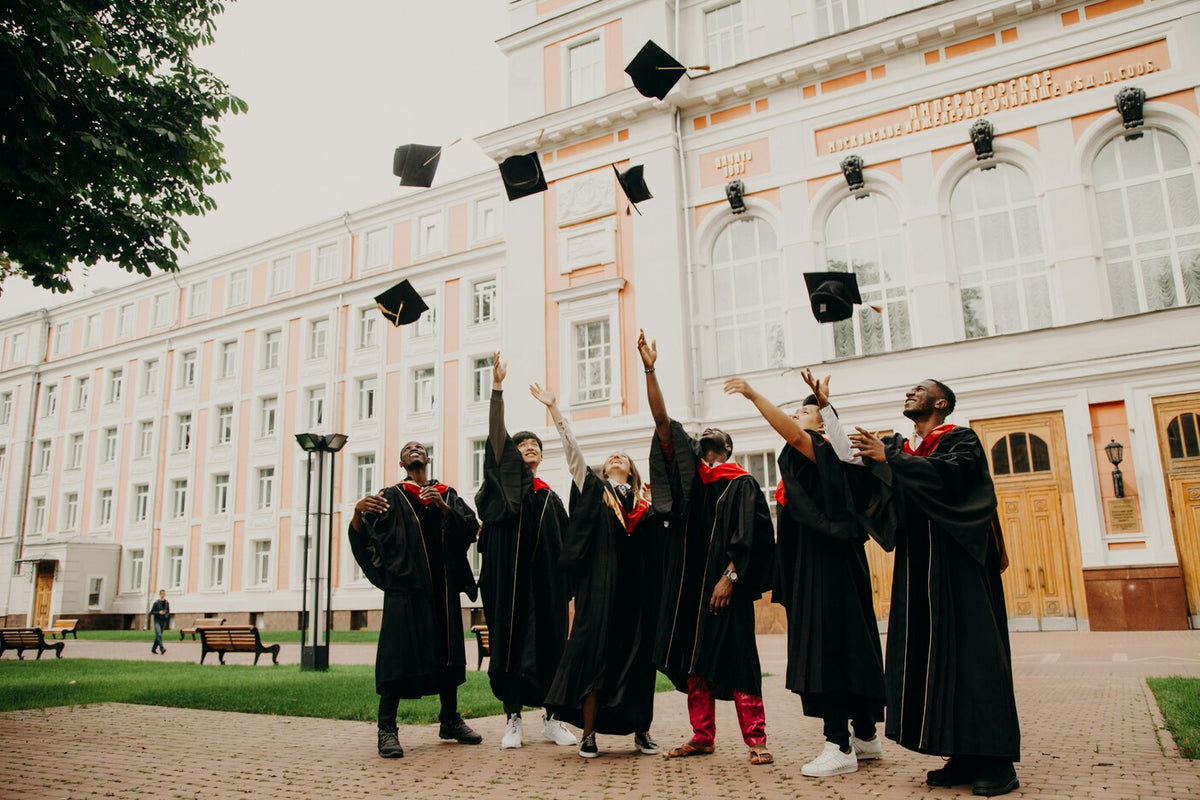 Graduation Gift Ideas for Men Entering the Workforce