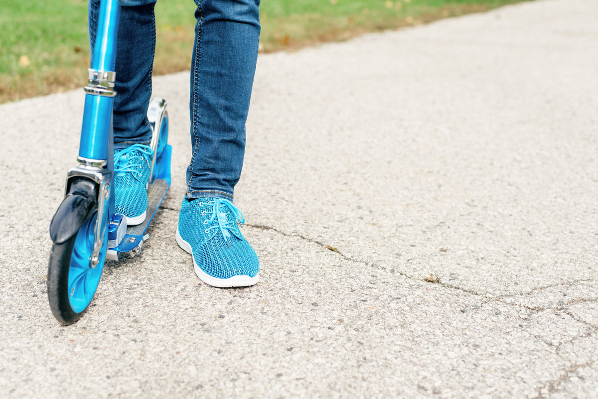 Tennis Shoes VS Sneakers: What’s the Difference?