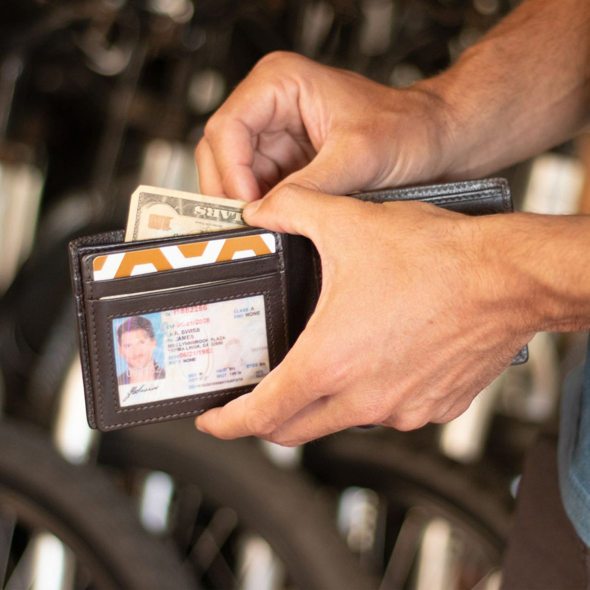 Alpine Swis RFID wallet