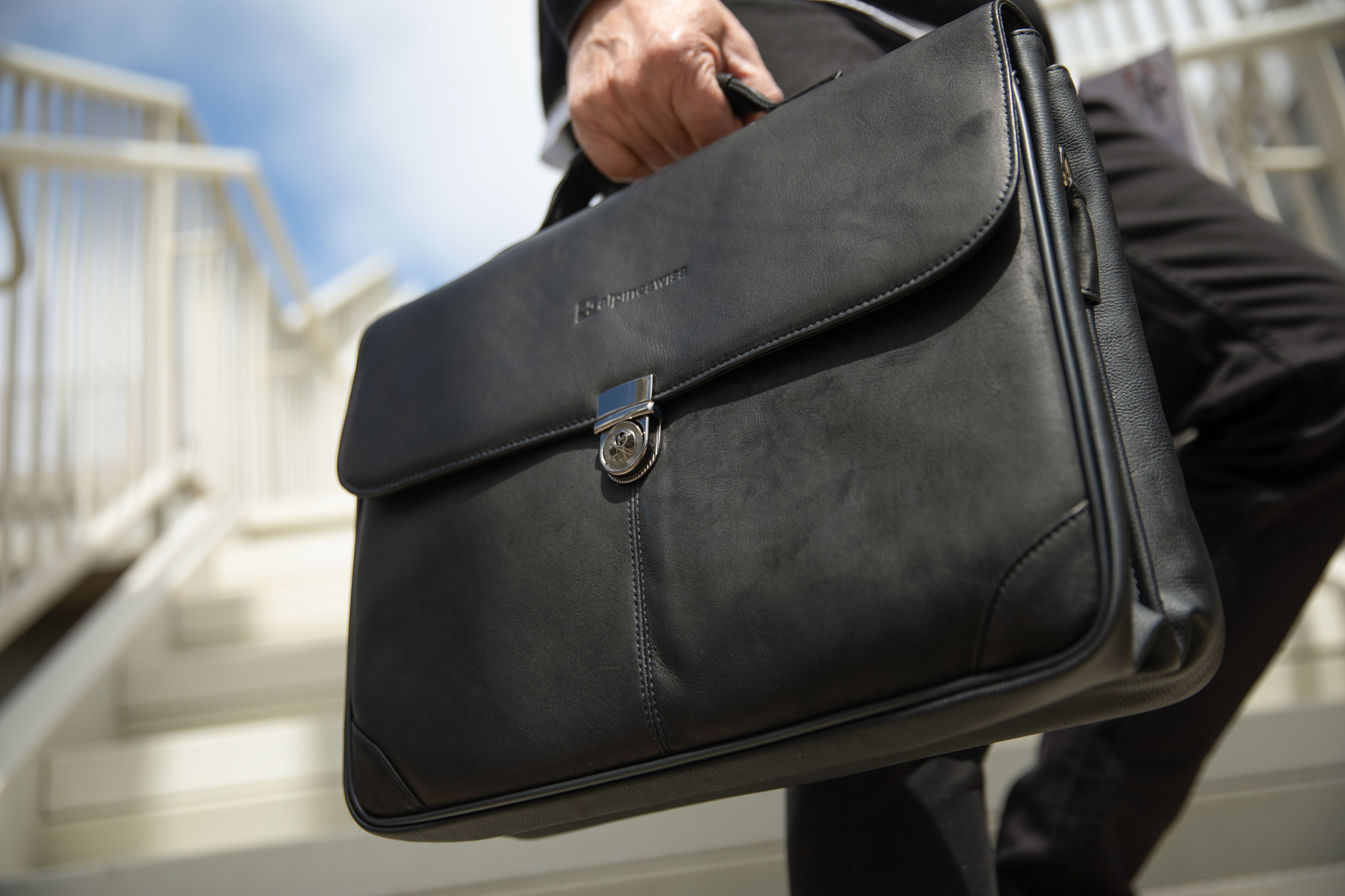 Men's Briefcases vs Backpacks Which Is the Best For You? Alpine Swiss