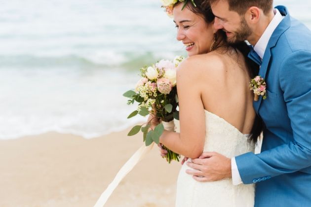 beach wedding